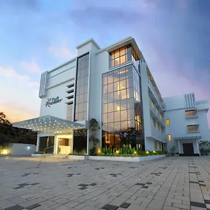 Park Residency Adoor 4*, Adur India