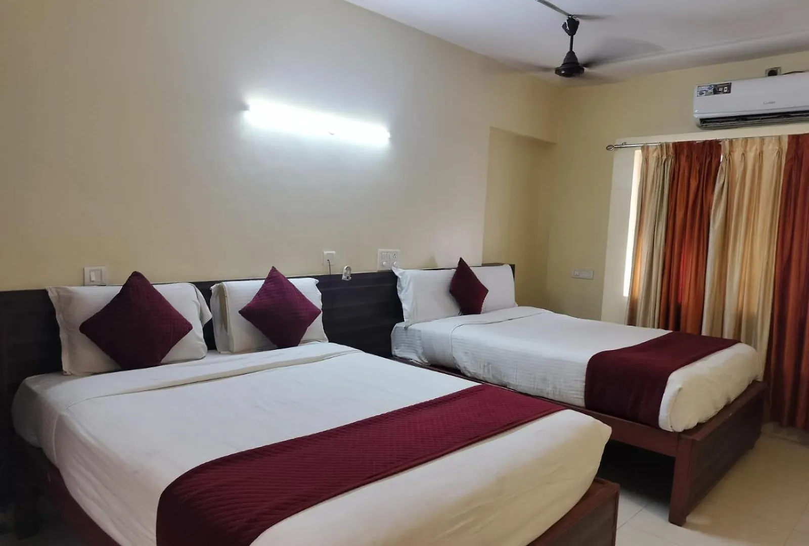Hotel Vyshak International Mysore