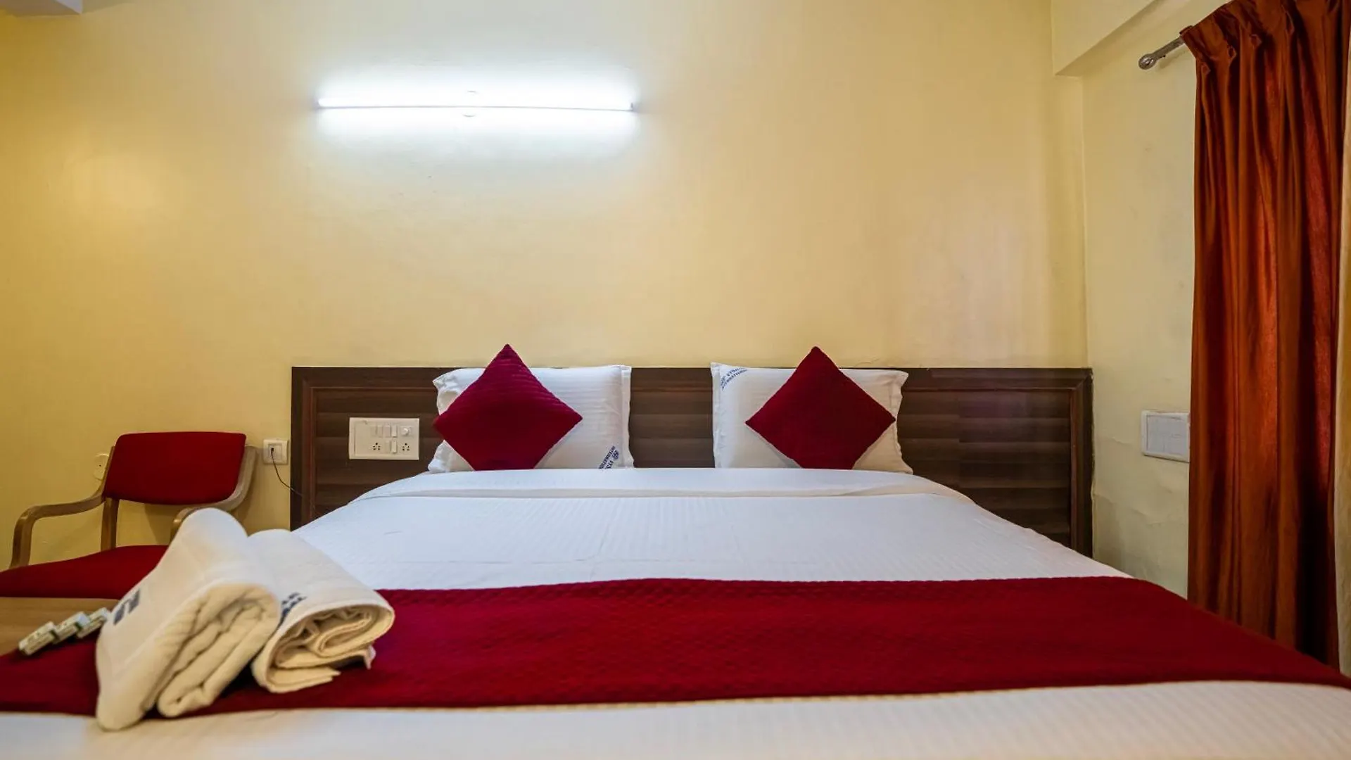 Hotel Vyshak International Mysore 2*,  India